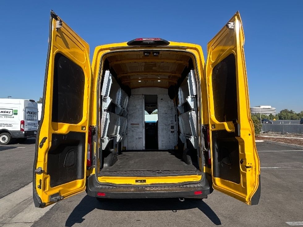 Cargo Van (Panel Van)-Light and Medium Duty Trucks-Ford-2023-Transit 250-Fontana-CA-67,751\n\t\tmiles-$ 44,000 - Image 8