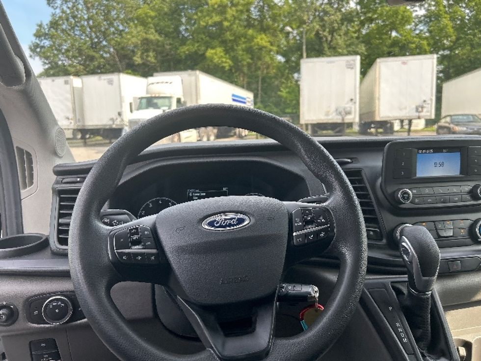 Cargo Van (Panel Van)-Light and Medium Duty Trucks-Ford-2023-Transit 250-Fort Wayne-IN-104,242\n\t\tmiles-$ 38,500 - Image 14