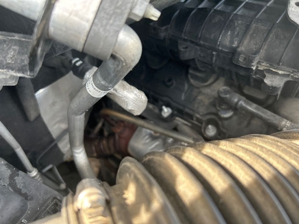 Cargo Van (Panel Van)-Light and Medium Duty Trucks-Ford-2023-Transit 250-Fort Wayne-IN-104,242\n\t\tmiles-$ 38,500 - Image 19