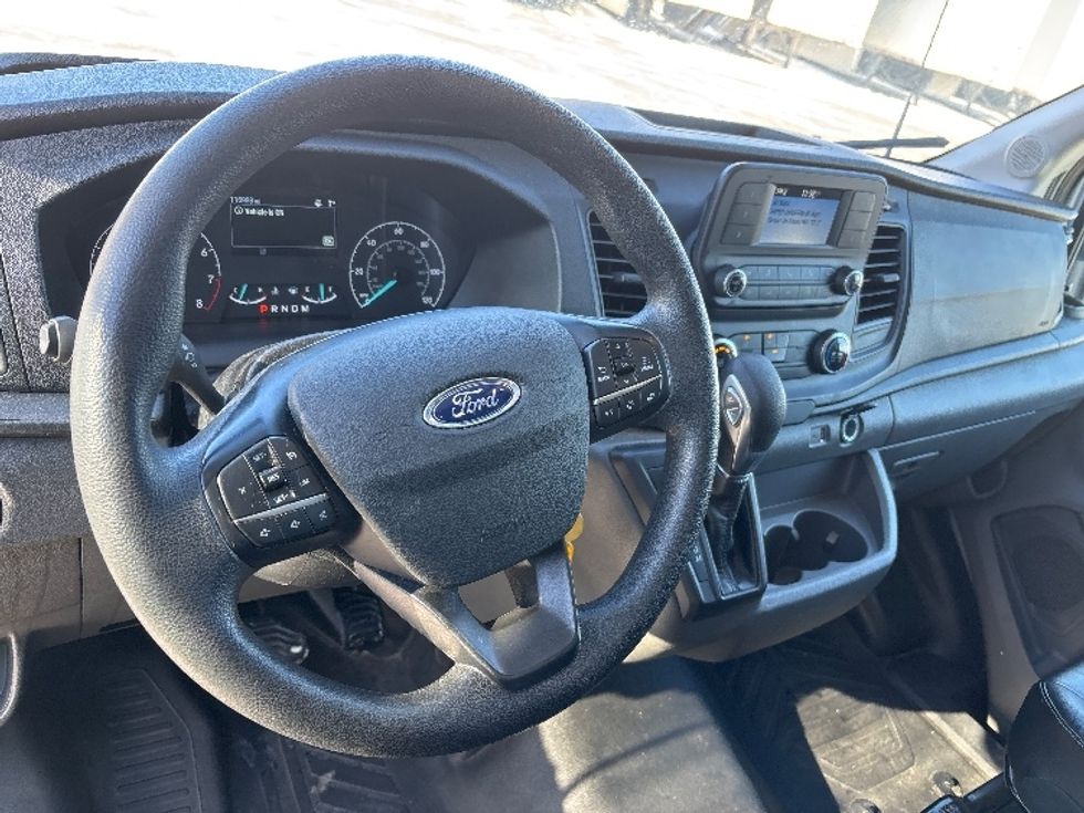 Cargo Van (Panel Van)-Light and Medium Duty Trucks-Ford-2023-Transit 250-Fort Wayne-IN-116,997\n\t\tmiles-$ 33,250 - Image 16