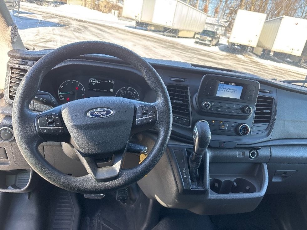 Cargo Van (Panel Van)-Light and Medium Duty Trucks-Ford-2023-Transit 250-Fort Wayne-IN-116,997\n\t\tmiles-$ 33,250 - Image 17