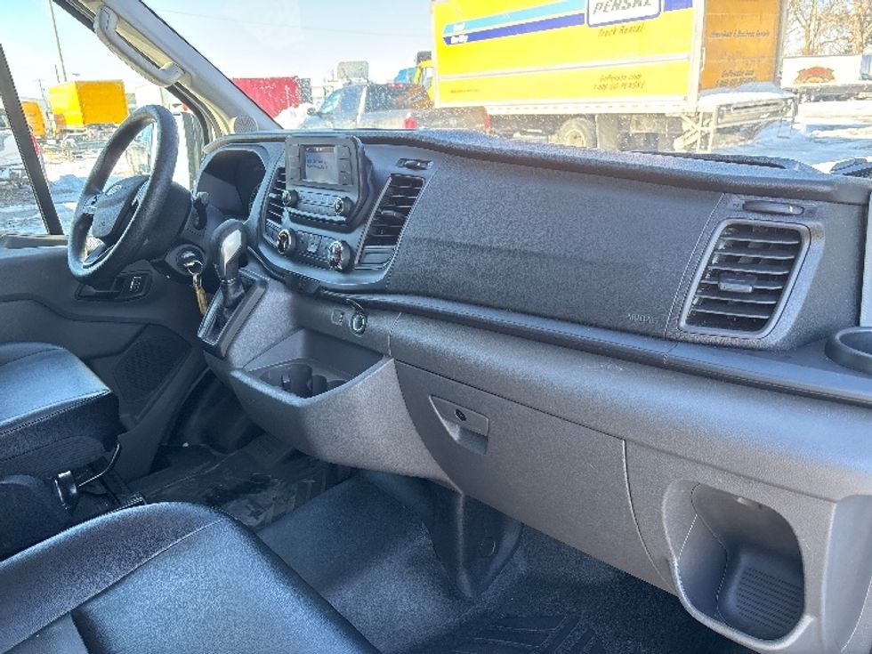 Cargo Van (Panel Van)-Light and Medium Duty Trucks-Ford-2023-Transit 250-Fort Wayne-IN-116,997\n\t\tmiles-$ 33,250 - Image 21