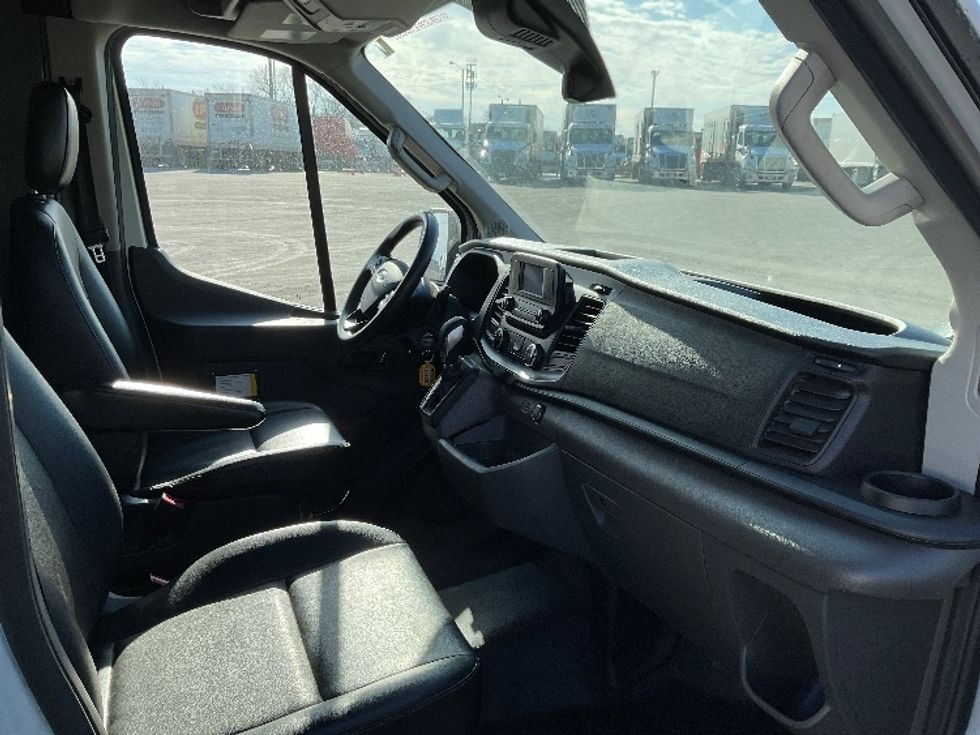 Cargo Van (Panel Van)-Light and Medium Duty Trucks-Ford-2023-Transit 250-Fort Wayne-IN-69,245\n\t\tmiles-$ 45,500 - Image 21