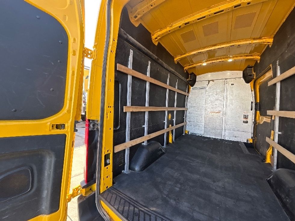 Cargo Van (Panel Van)-Light and Medium Duty Trucks-Ford-2023-Transit 250-Fort Worth-TX-130,584\n\t\tmiles-$ 30,000 - Image 11