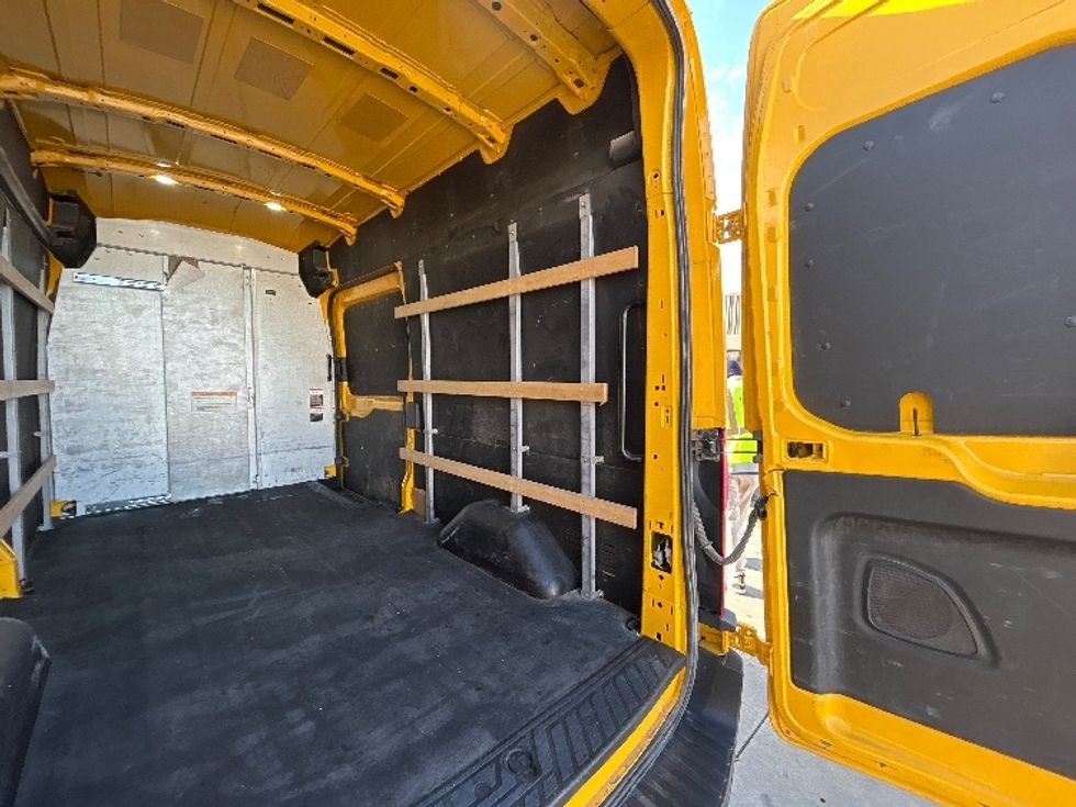 Cargo Van (Panel Van)-Light and Medium Duty Trucks-Ford-2023-Transit 250-Fort Worth-TX-130,584\n\t\tmiles-$ 30,000 - Image 12