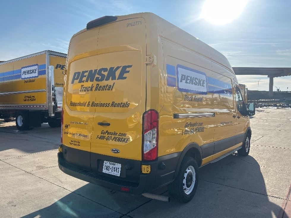 Cargo Van (Panel Van)-Light and Medium Duty Trucks-Ford-2023-Transit 250-Fort Worth-TX-130,584\n\t\tmiles-$ 30,000 - Image 13