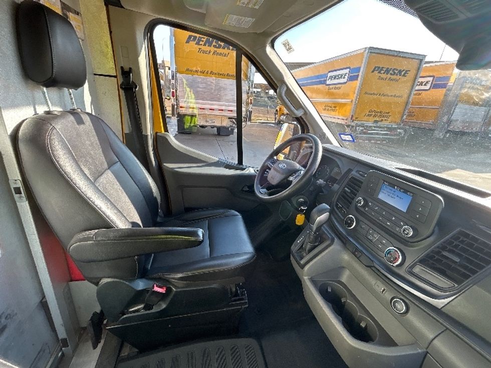 Cargo Van (Panel Van)-Light and Medium Duty Trucks-Ford-2023-Transit 250-Fort Worth-TX-130,584\n\t\tmiles-$ 30,000 - Image 22