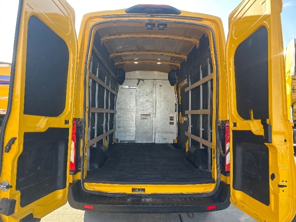Cargo Van (Panel Van)-Light and Medium Duty Trucks-Ford-2023-Transit 250-Fort Worth-TX-130,584\n\t\tmiles-$ 30,000 - Image 8