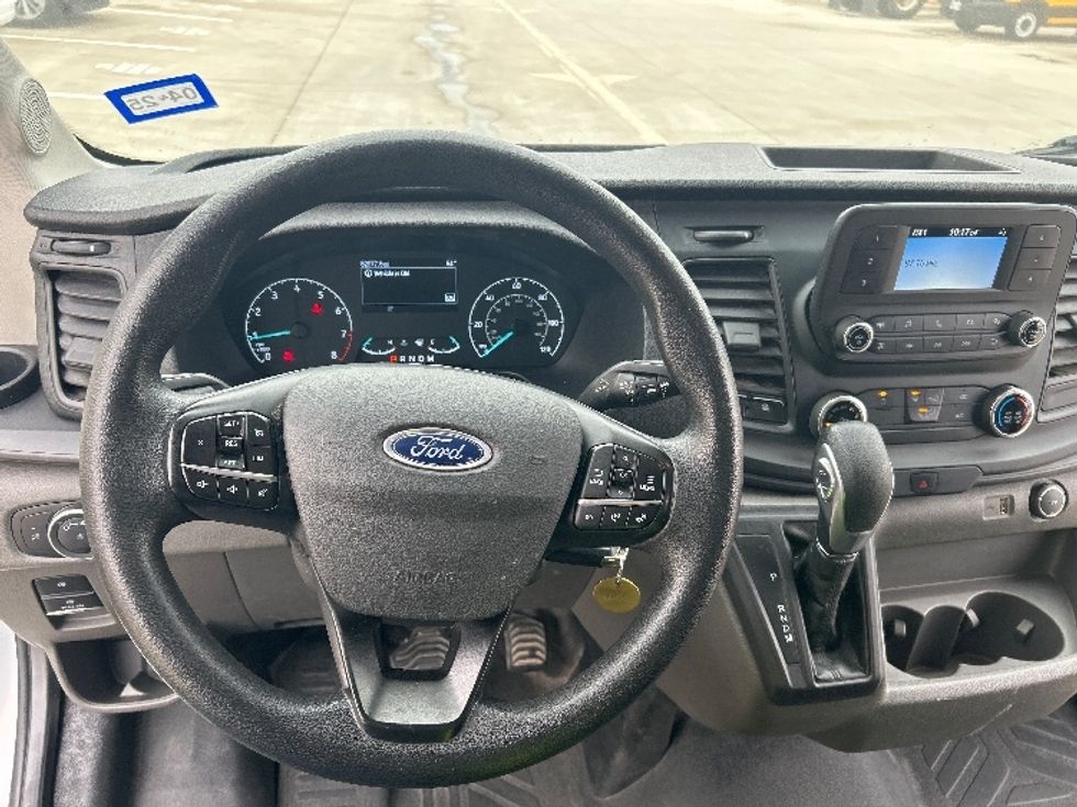 Cargo Van (Panel Van)-Light and Medium Duty Trucks-Ford-2023-Transit 250-Fort Worth-TX-62,296\n\t\tmiles-$ 48,750 - Image 15