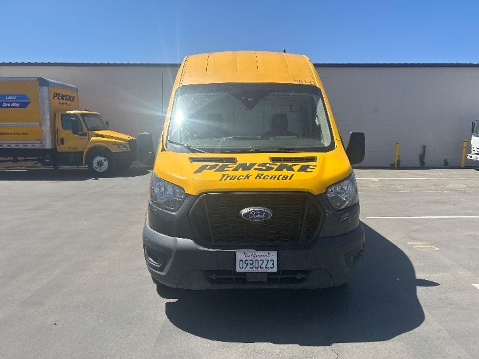 Cargo Van (Panel Van)-Light and Medium Duty Trucks-Ford-2023-Transit 250-Fresno-CA-100,785\n\t\tmiles-$ 33,250 - Image 2