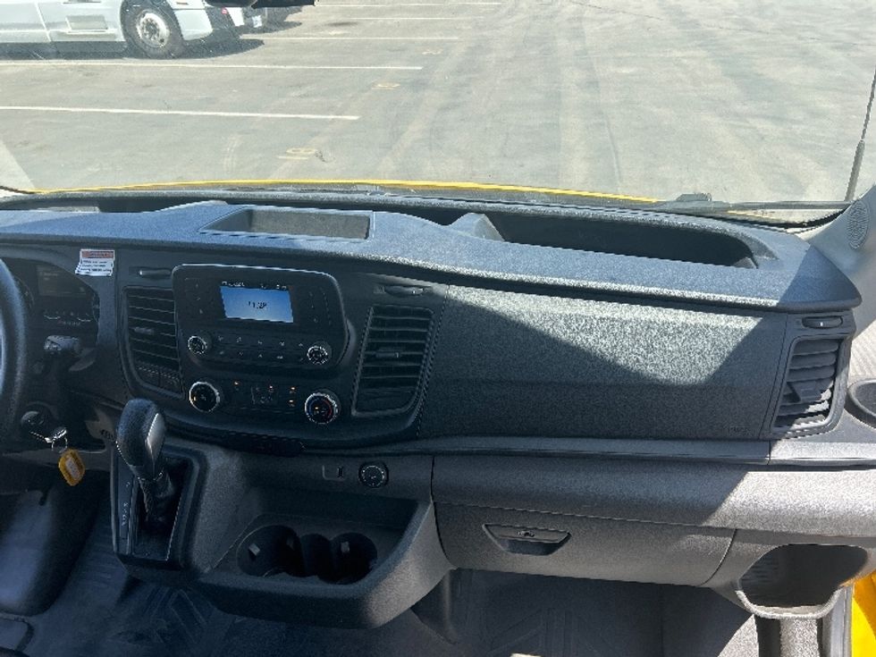 Cargo Van (Panel Van)-Light and Medium Duty Trucks-Ford-2023-Transit 250-Fresno-CA-100,785\n\t\tmiles-$ 33,250 - Image 20
