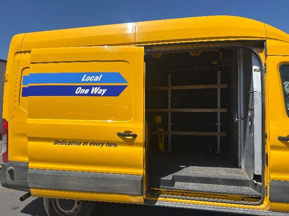Cargo Van (Panel Van)-Light and Medium Duty Trucks-Ford-2023-Transit 250-Fresno-CA-100,785\n\t\tmiles-$ 33,250 - Image 24