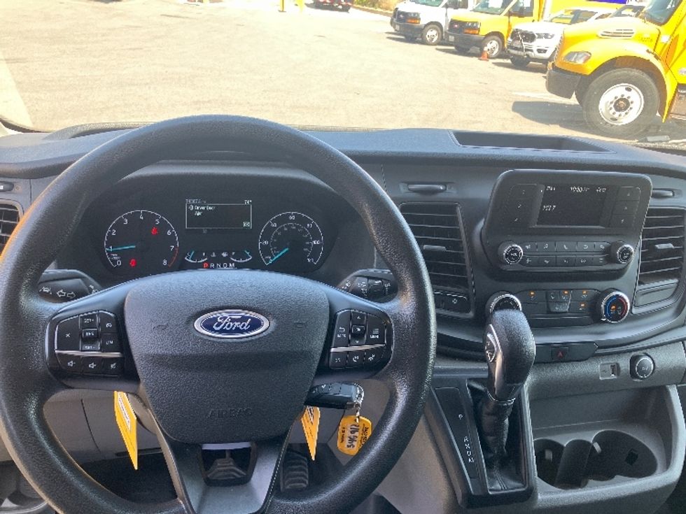 Cargo Van (Panel Van)-Light and Medium Duty Trucks-Ford-2023-Transit 250-Fresno-CA-51,876\n\t\tmiles-$ 40,750 - Image 17