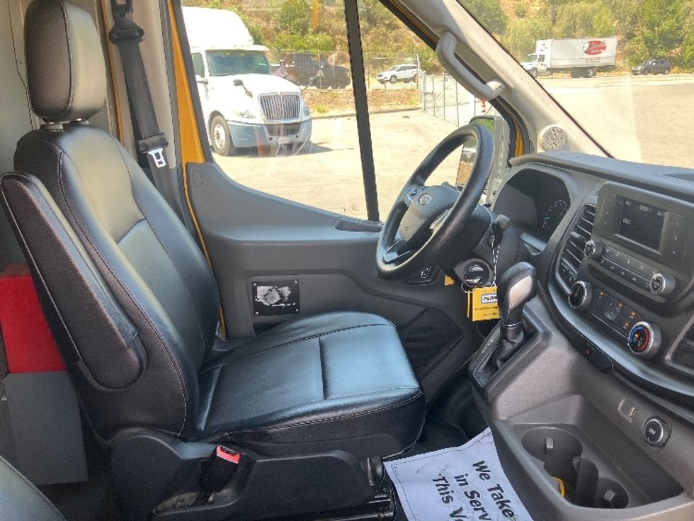 Cargo Van (Panel Van)-Light and Medium Duty Trucks-Ford-2023-Transit 250-Fresno-CA-51,876\n\t\tmiles-$ 40,750 - Image 21