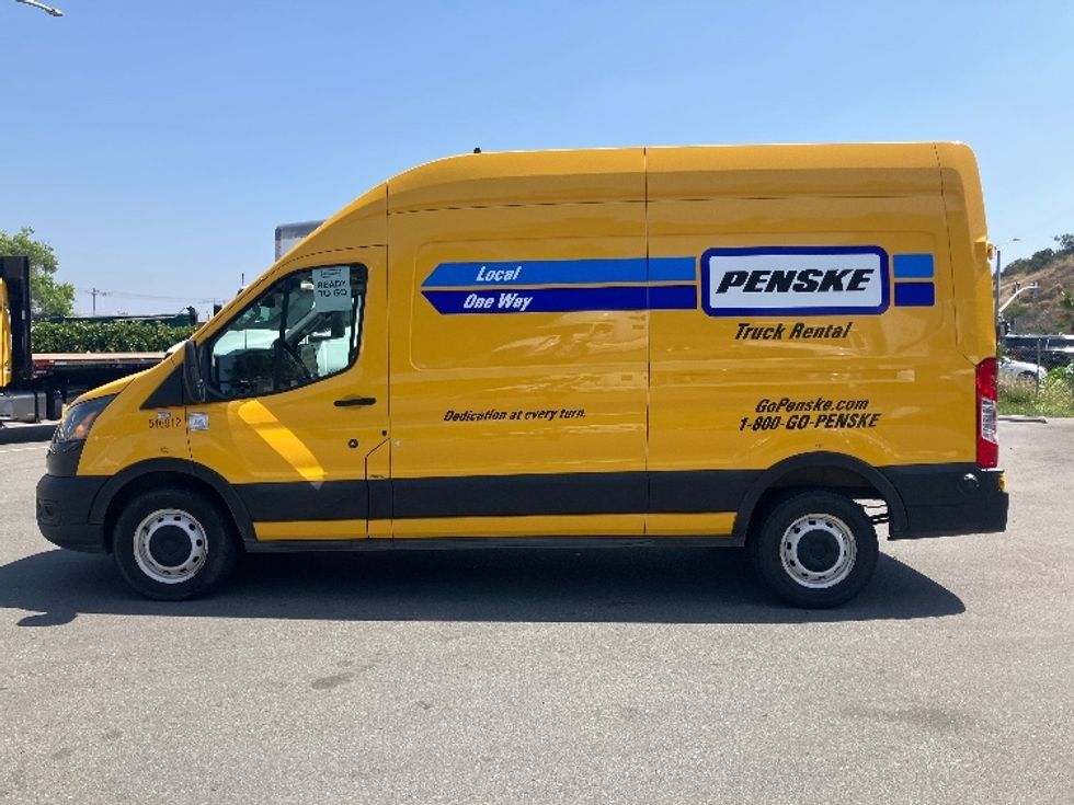 Cargo Van (Panel Van)-Light and Medium Duty Trucks-Ford-2023-Transit 250-Fresno-CA-51,876\n\t\tmiles-$ 40,750 - Image 4