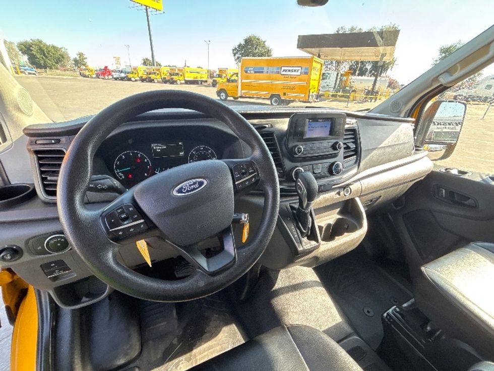 Cargo Van (Panel Van)-Light and Medium Duty Trucks-Ford-2023-Transit 250-Fresno-CA-95,514\n\t\tmiles-$ 35,000 - Image 16