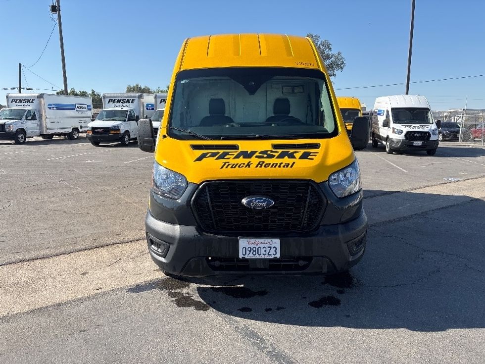 Cargo Van (Panel Van)-Light and Medium Duty Trucks-Ford-2023-Transit 250-Fresno-CA-95,514\n\t\tmiles-$ 35,000 - Image 2