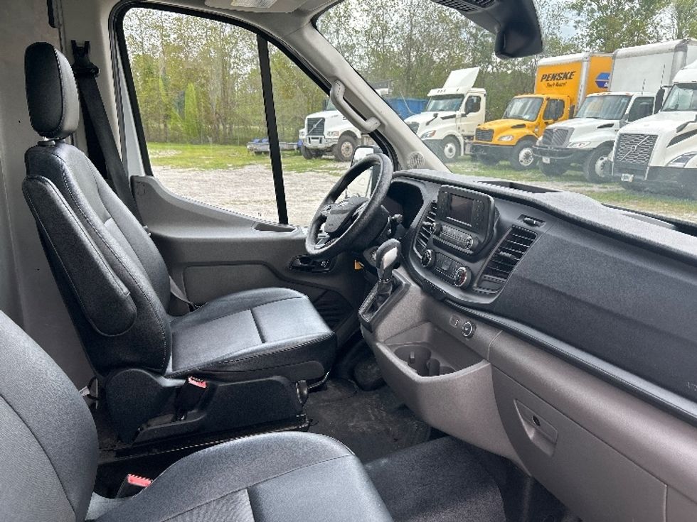 Cargo Van (Panel Van)-Light and Medium Duty Trucks-Ford-2023-Transit 250-Garden City-GA-40,947\n\t\tmiles-$ 45,500 - Image 22