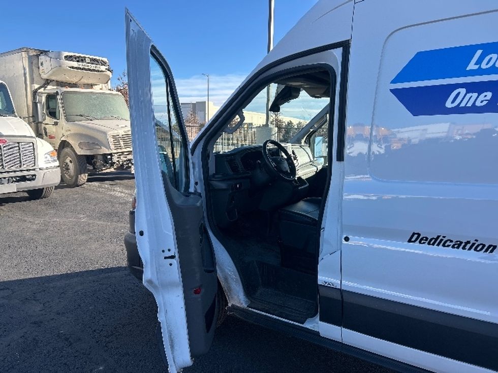 Cargo Van (Panel Van)-Light and Medium Duty Trucks-Ford-2023-Transit 250-Greeley-CO-113,703\n\t\tmiles-$ 40,250 - Image 15