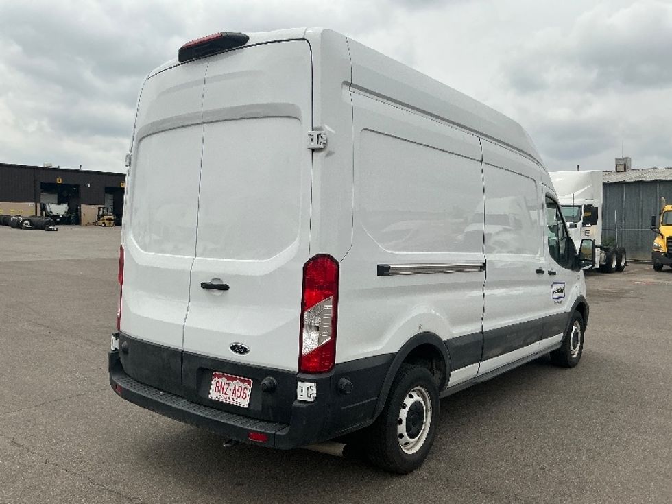 Cargo Van (Panel Van)-Light and Medium Duty Trucks-Ford-2023-Transit 250-Greeley-CO-57,627\n\t\tmiles-$ 42,000 - Image 12