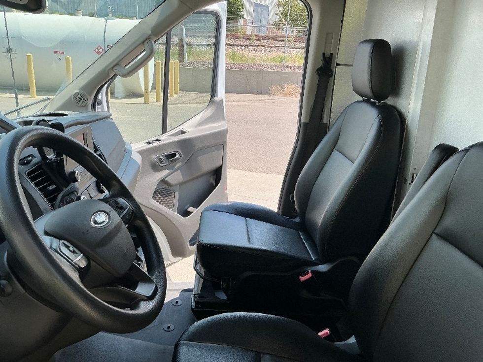 Cargo Van (Panel Van)-Light and Medium Duty Trucks-Ford-2023-Transit 250-Greeley-CO-57,627\n\t\tmiles-$ 42,000 - Image 18
