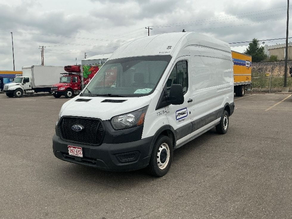 Cargo Van (Panel Van)-Light and Medium Duty Trucks-Ford-2023-Transit 250-Greeley-CO-57,627\n\t\tmiles-$ 42,000 - Image 3