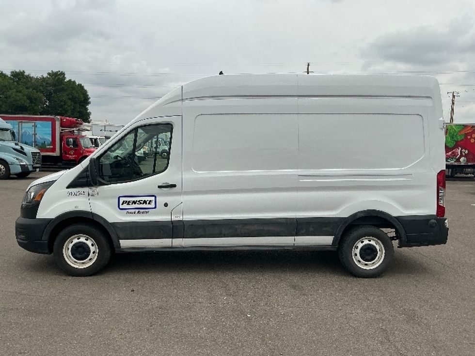 Cargo Van (Panel Van)-Light and Medium Duty Trucks-Ford-2023-Transit 250-Greeley-CO-57,627\n\t\tmiles-$ 42,000 - Image 4
