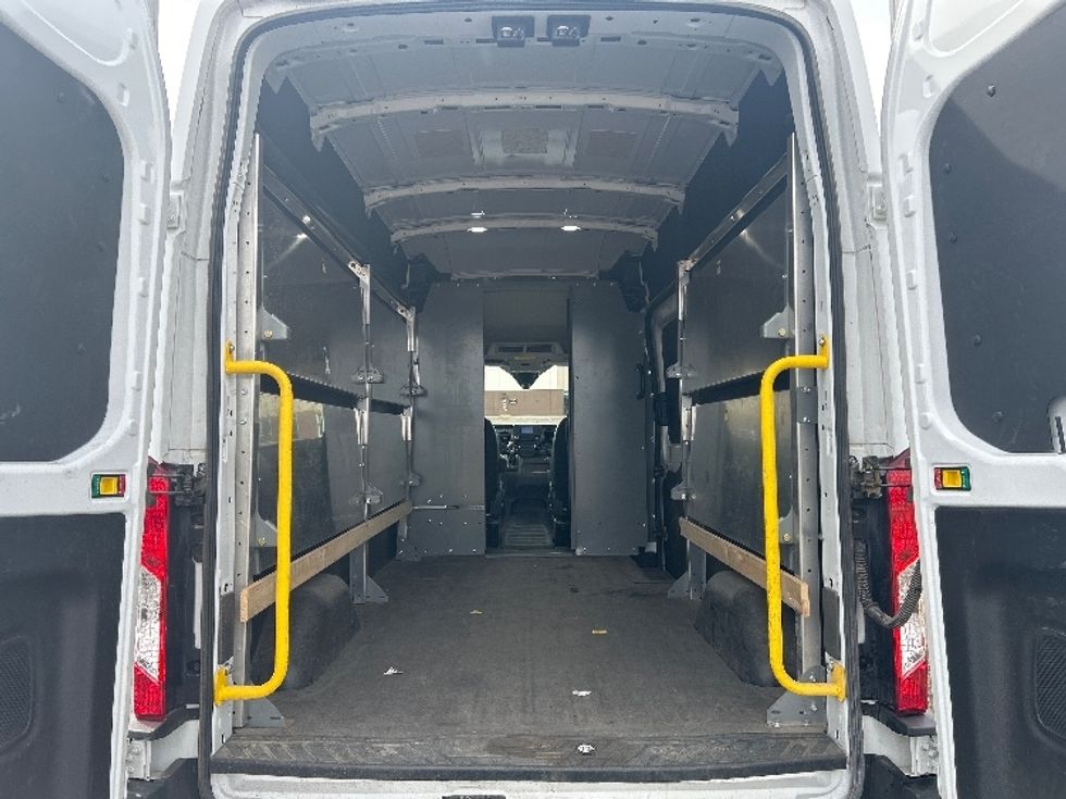 Cargo Van (Panel Van)-Light and Medium Duty Trucks-Ford-2023-Transit 250-Greeley-CO-65,798\n\t\tmiles-$ 40,750 - Image 9