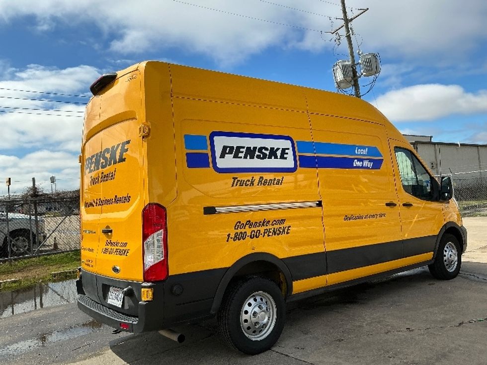 Cargo Van (Panel Van)-Light and Medium Duty Trucks-Ford-2023-Transit 250-Hammond-LA-20,966\n\t\tmiles-$ 53,750 - Image 11