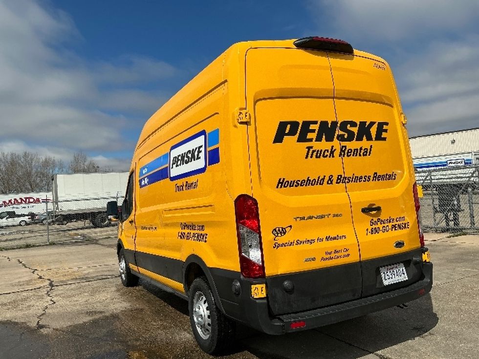 Cargo Van (Panel Van)-Light and Medium Duty Trucks-Ford-2023-Transit 250-Hammond-LA-20,966\n\t\tmiles-$ 53,750 - Image 5