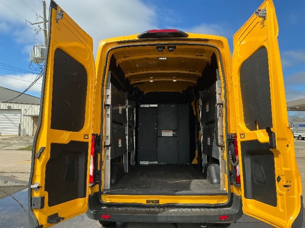 Cargo Van (Panel Van)-Light and Medium Duty Trucks-Ford-2023-Transit 250-Hammond-LA-20,966\n\t\tmiles-$ 53,750 - Image 7