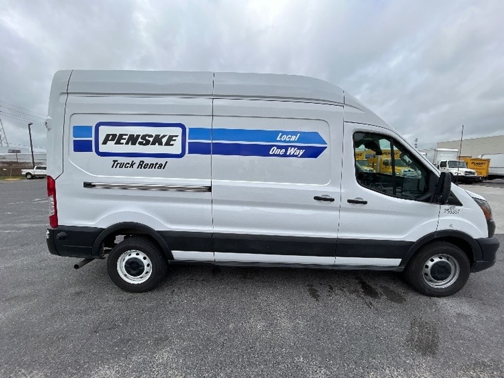 Cargo Van (Panel Van)-Light and Medium Duty Trucks-Ford-2023-Transit 250-Hammond-LA-40,425\n\t\tmiles-$ 46,250 - Image 14