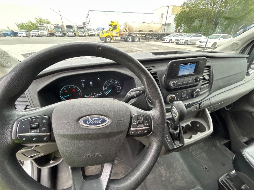 Cargo Van (Panel Van)-Light and Medium Duty Trucks-Ford-2023-Transit 250-Hammond-LA-40,425\n\t\tmiles-$ 46,250 - Image 17