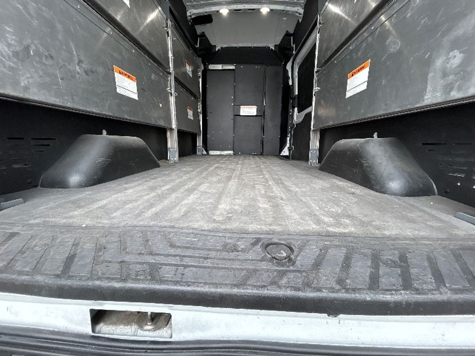 Cargo Van (Panel Van)-Light and Medium Duty Trucks-Ford-2023-Transit 250-Hammond-LA-40,425\n\t\tmiles-$ 46,250 - Image 9