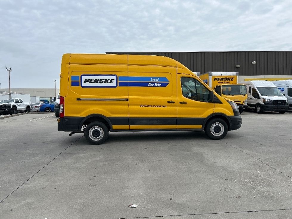 Cargo Van (Panel Van)-Light and Medium Duty Trucks-Ford-2023-Transit 250-Hammond-LA-44,194\n\t\tmiles-$ 46,250 - Image 12