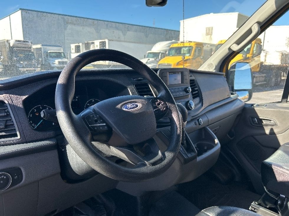 Cargo Van (Panel Van)-Light and Medium Duty Trucks-Ford-2023-Transit 250-Hammond-LA-44,194\n\t\tmiles-$ 46,250 - Image 14