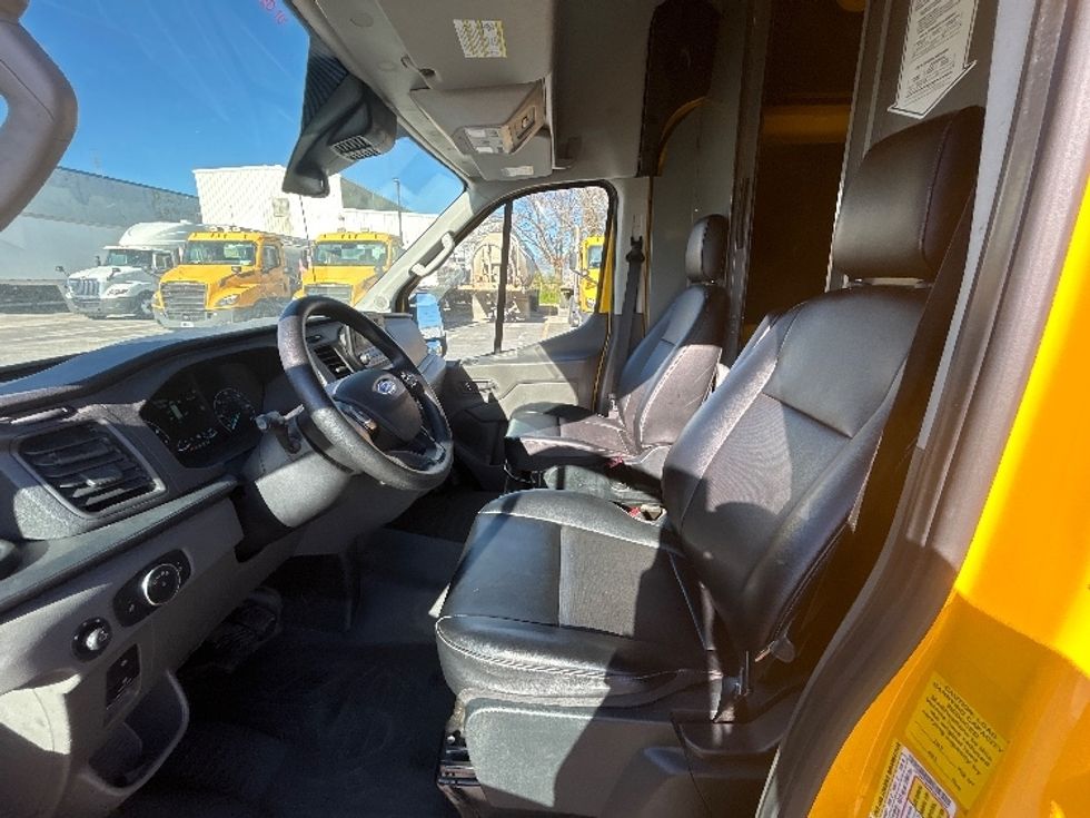 Cargo Van (Panel Van)-Light and Medium Duty Trucks-Ford-2023-Transit 250-Hammond-LA-44,194\n\t\tmiles-$ 46,250 - Image 16