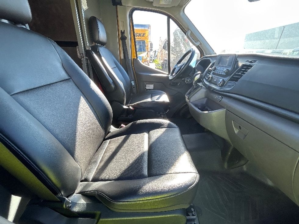 Cargo Van (Panel Van)-Light and Medium Duty Trucks-Ford-2023-Transit 250-Hammond-LA-44,194\n\t\tmiles-$ 46,250 - Image 19