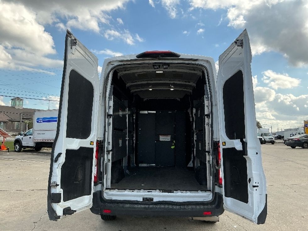 Cargo Van (Panel Van)-Light and Medium Duty Trucks-Ford-2023-Transit 250-Hammond-LA-51,861\n\t\tmiles-$ 59,000 - Image 7