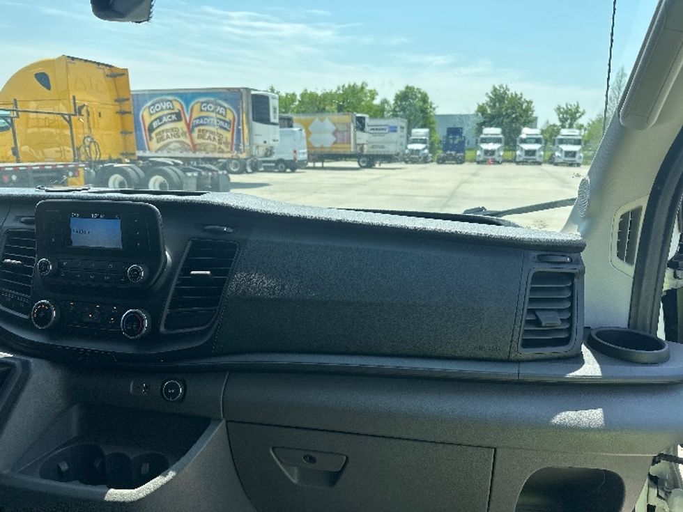 Cargo Van (Panel Van)-Light and Medium Duty Trucks-Ford-2023-Transit 250-Hammond-LA-55,194\n\t\tmiles-$ 45,500 - Image 19