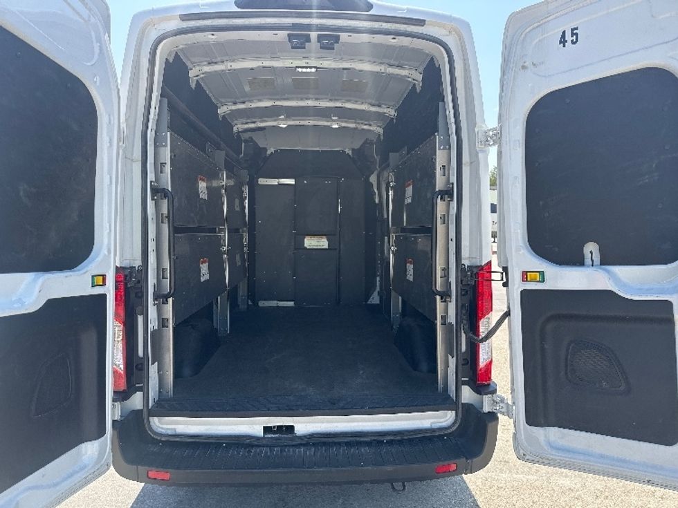 Cargo Van (Panel Van)-Light and Medium Duty Trucks-Ford-2023-Transit 250-Hammond-LA-55,194\n\t\tmiles-$ 45,500 - Image 8