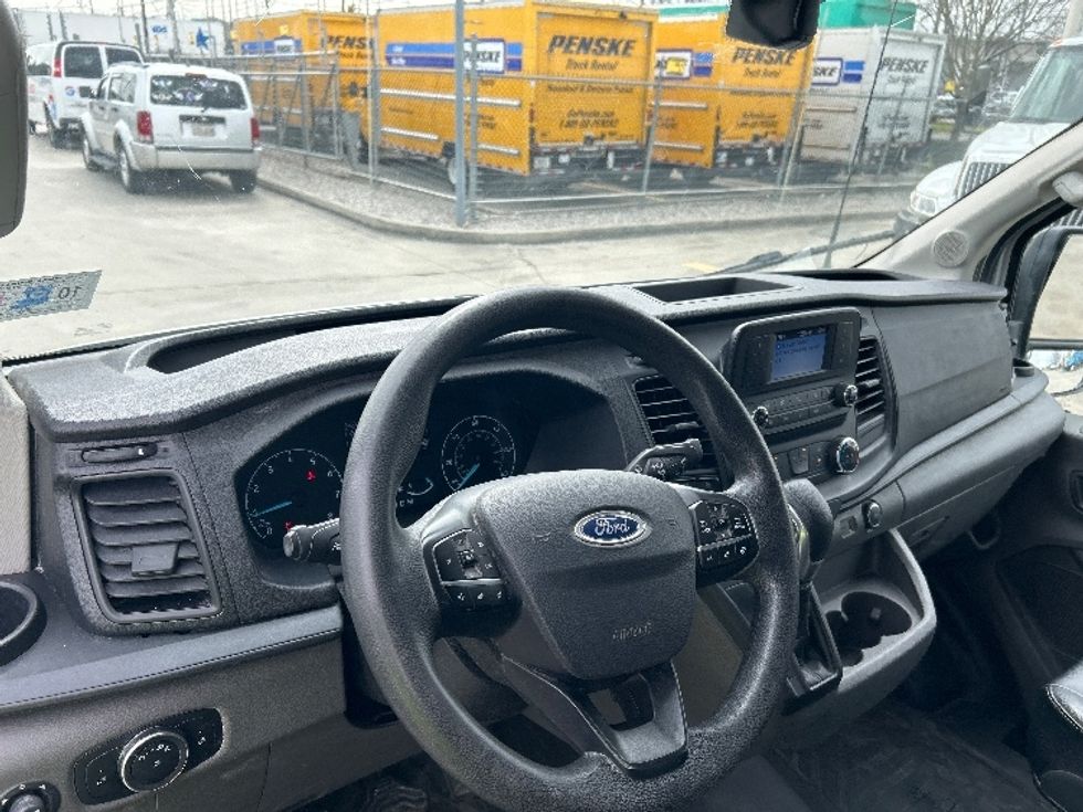 Cargo Van (Panel Van)-Light and Medium Duty Trucks-Ford-2023-Transit 250-Hammond-LA-66,055\n\t\tmiles-$ 48,250 - Image 16