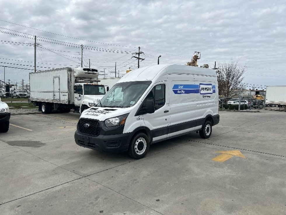 Cargo Van (Panel Van)-Light and Medium Duty Trucks-Ford-2023-Transit 250-Hammond-LA-66,055\n\t\tmiles-$ 48,250 - Image 3