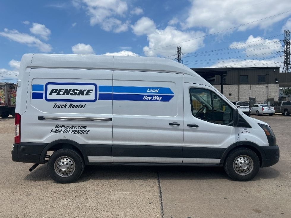 Cargo Van (Panel Van)-Light and Medium Duty Trucks-Ford-2023-Transit 250-Hammond-LA-70,291\n\t\tmiles-$ 45,250 - Image 13