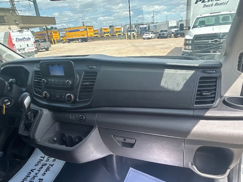 Cargo Van (Panel Van)-Light and Medium Duty Trucks-Ford-2023-Transit 250-Hammond-LA-70,291\n\t\tmiles-$ 45,250 - Image 19