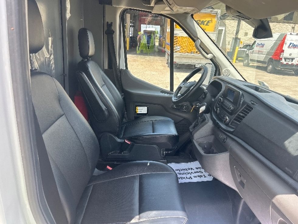 Cargo Van (Panel Van)-Light and Medium Duty Trucks-Ford-2023-Transit 250-Hammond-LA-70,291\n\t\tmiles-$ 45,250 - Image 20