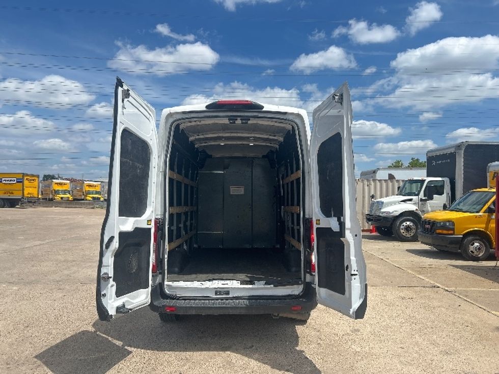 Cargo Van (Panel Van)-Light and Medium Duty Trucks-Ford-2023-Transit 250-Hammond-LA-70,291\n\t\tmiles-$ 45,250 - Image 8