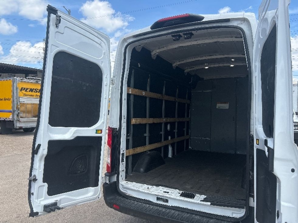 Cargo Van (Panel Van)-Light and Medium Duty Trucks-Ford-2023-Transit 250-Hammond-LA-70,291\n\t\tmiles-$ 45,250 - Image 9