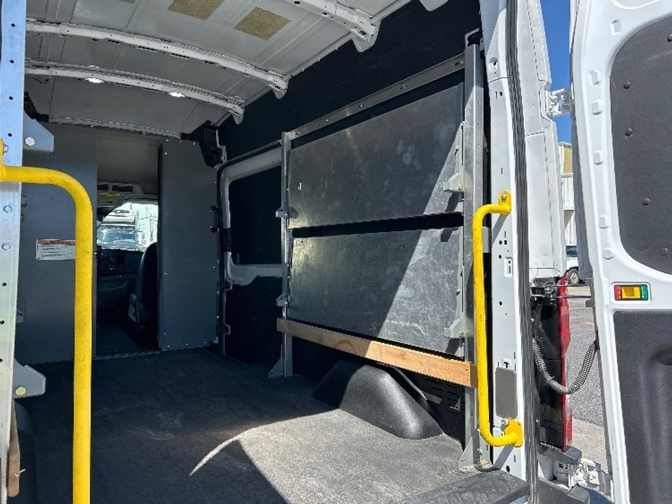 Cargo Van (Panel Van)-Light and Medium Duty Trucks-Ford-2023-Transit 250-Harahan-LA-51,165\n\t\tmiles-$ 47,750 - Image 10