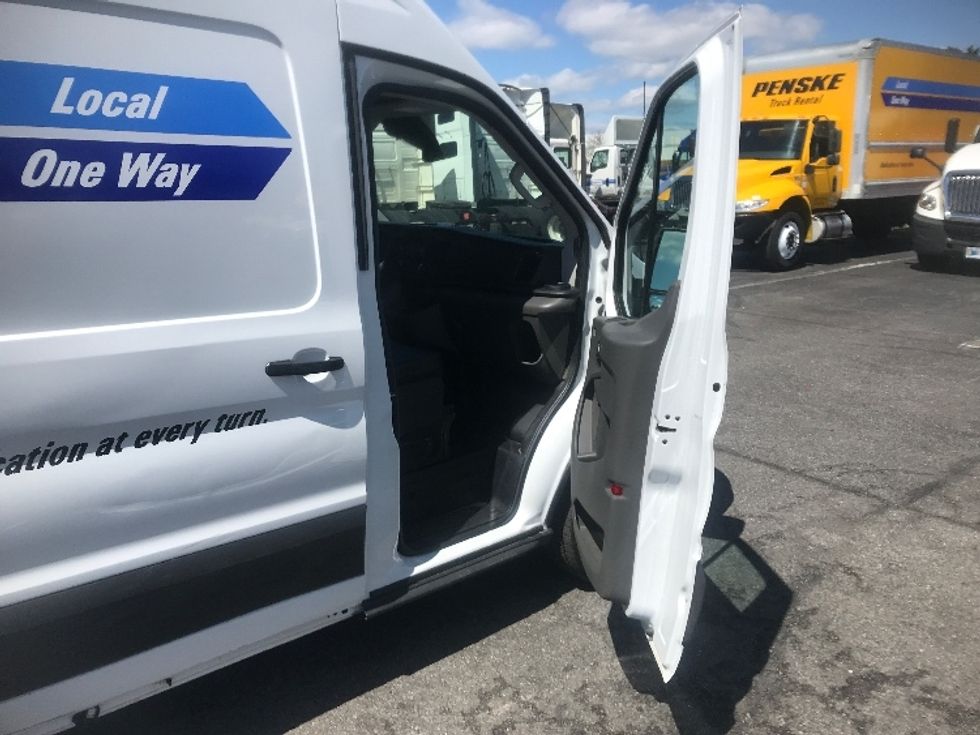 Cargo Van (Panel Van)-Light and Medium Duty Trucks-Ford-2023-Transit 250-Harrisburg-PA-32,427\n\t\tmiles-$ 51,750 - Image 18